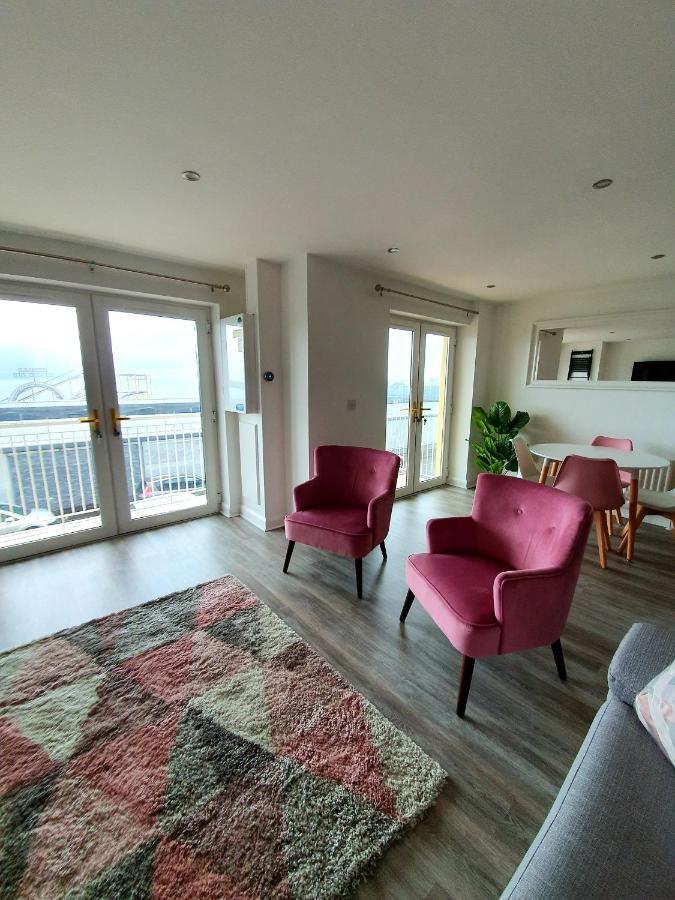 In The Heart Of Portrush - Beautiful Views Apartment ภายนอก รูปภาพ