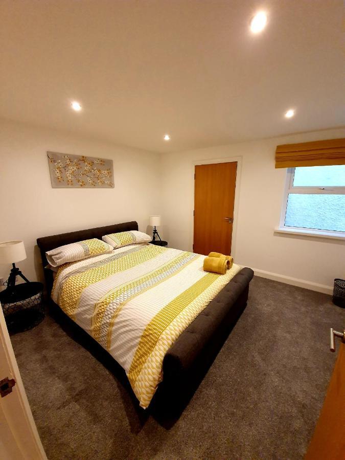 In The Heart Of Portrush - Beautiful Views Apartment ภายนอก รูปภาพ