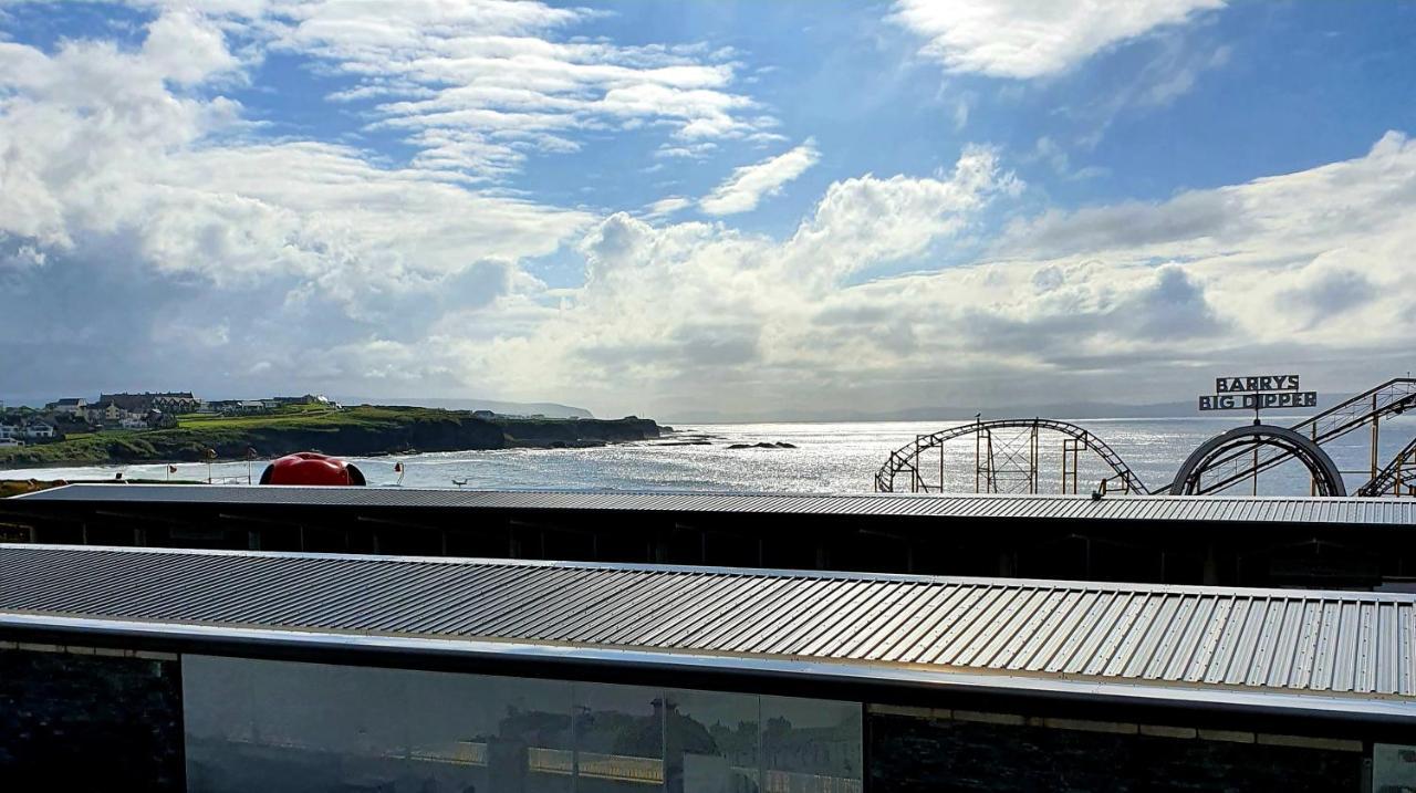 In The Heart Of Portrush - Beautiful Views Apartment ภายนอก รูปภาพ
