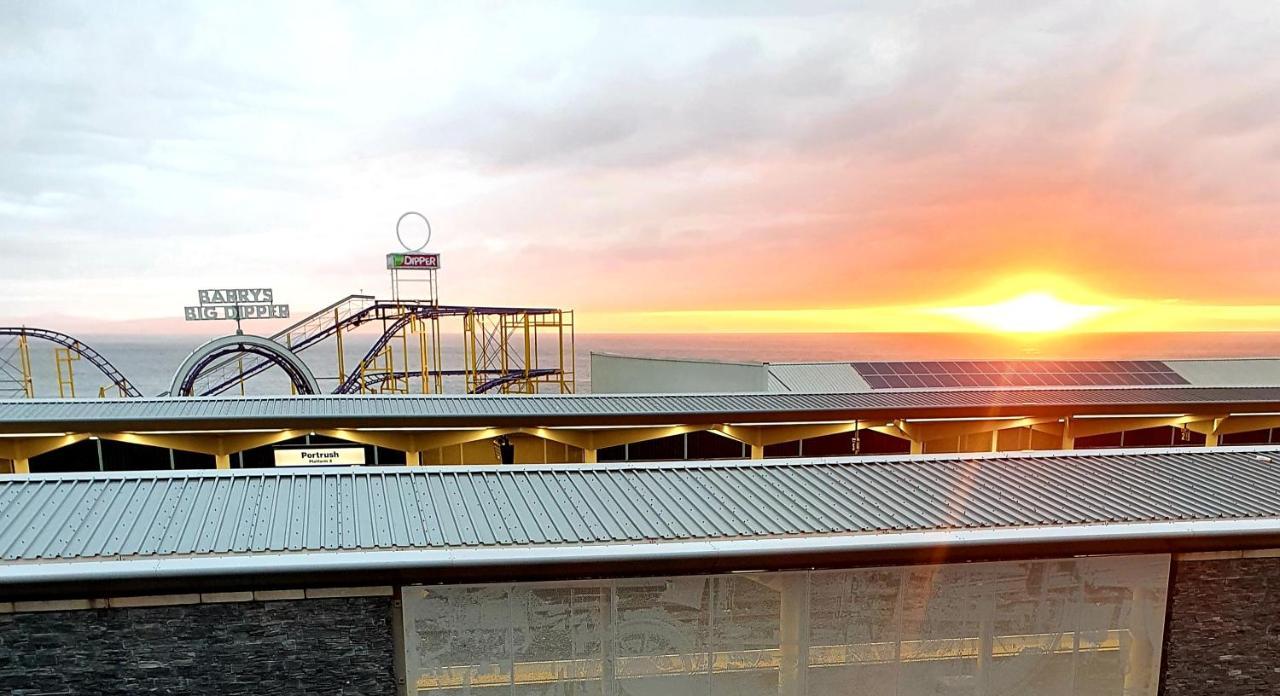 In The Heart Of Portrush - Beautiful Views Apartment ภายนอก รูปภาพ